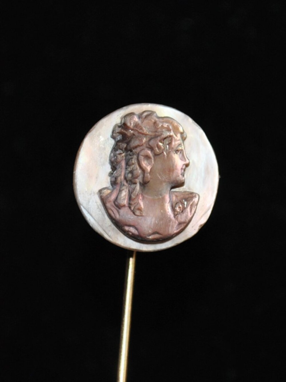 Antique Mother of Pearl Shell Cameo Stick / Tie Pin
